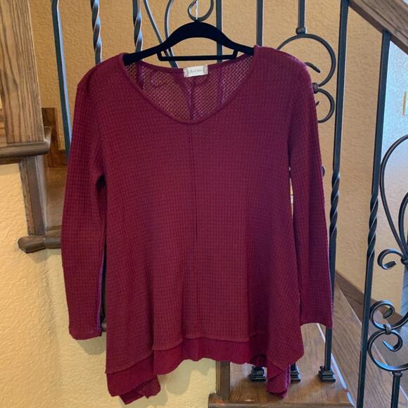 Altar'd State Maroon/Burgundy Waffle Knit Asymmetrical Top/Tunic - SIZE SMALL - Picture 8 of 8